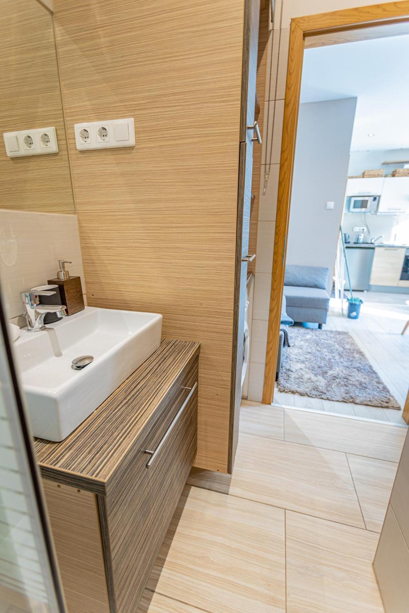 Velvet Vista Apartment Budapest Ngoại thất bức ảnh